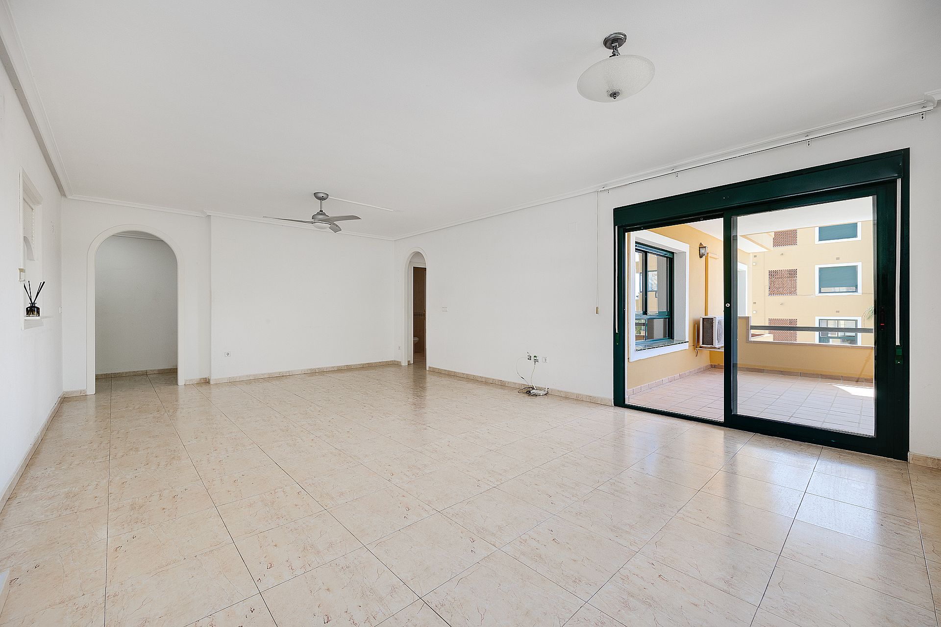 CP666 - Saturday Rentals