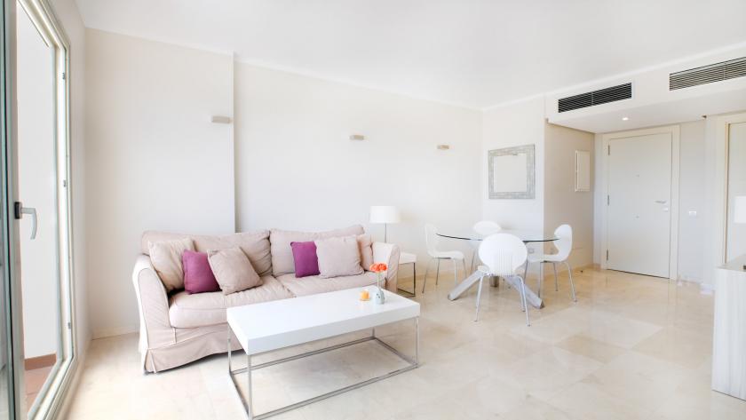 TIPUANA  in Saturday Rentals